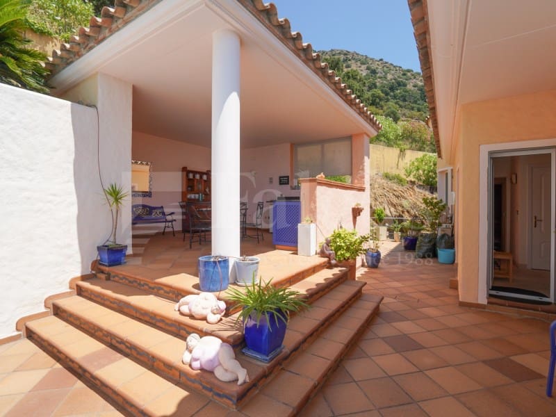 4 soveværelse Villa til salg i El Mas Fumats med swimmingpool garage - € 890.000 (Ref: 9974998)