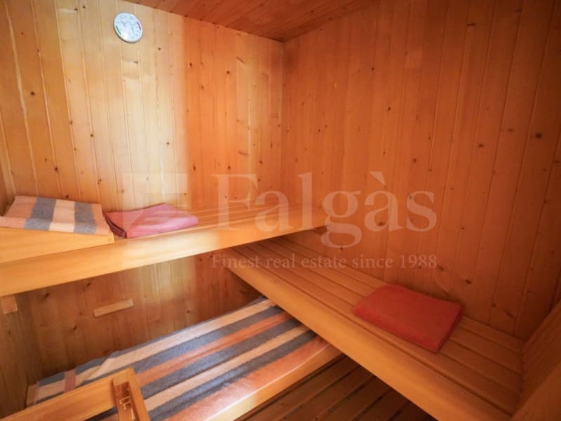 4 Zimmer Villa zu verkaufen in El Mas Fumats mit Pool Garage - 890.000 € (Ref: 9976914)