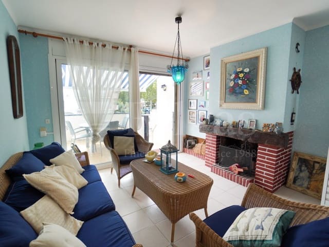 3 soverom Hus til salgs i Empuriabrava, Castelló d'Empúries - € 435 000 (Ref: 9978491)
