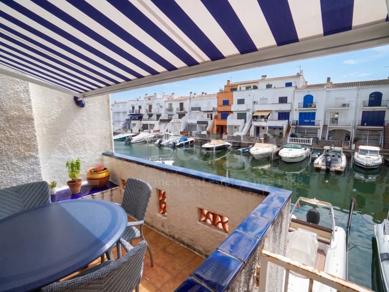 3 soverom Hus til salgs i Empuriabrava - € 435 000 (Ref: 9978491)