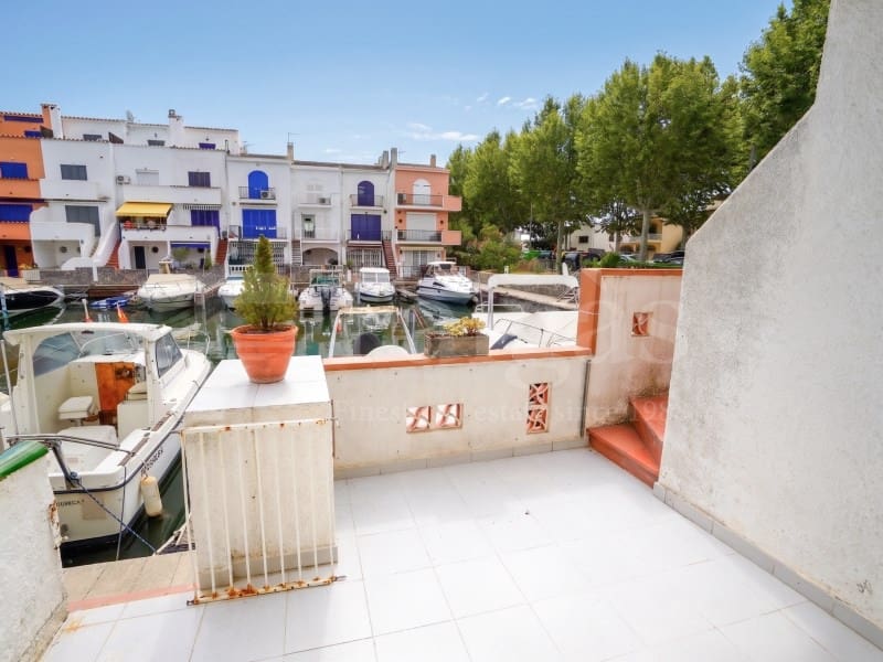 3 soverom Hus til salgs i Empuriabrava - € 435 000 (Ref: 9978491)