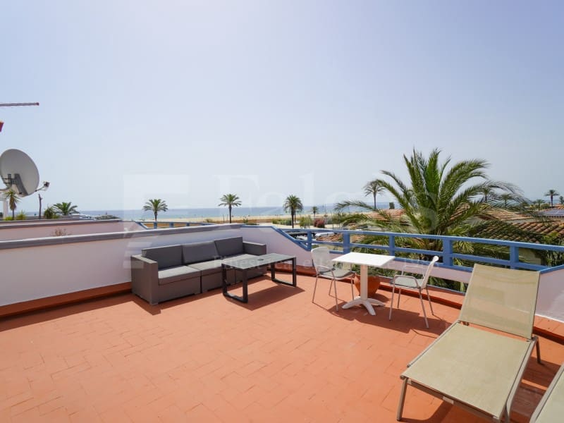 2 soveværelse Byhus til salg i Empuriabrava med garage - € 755.000 (Ref: 9979557)