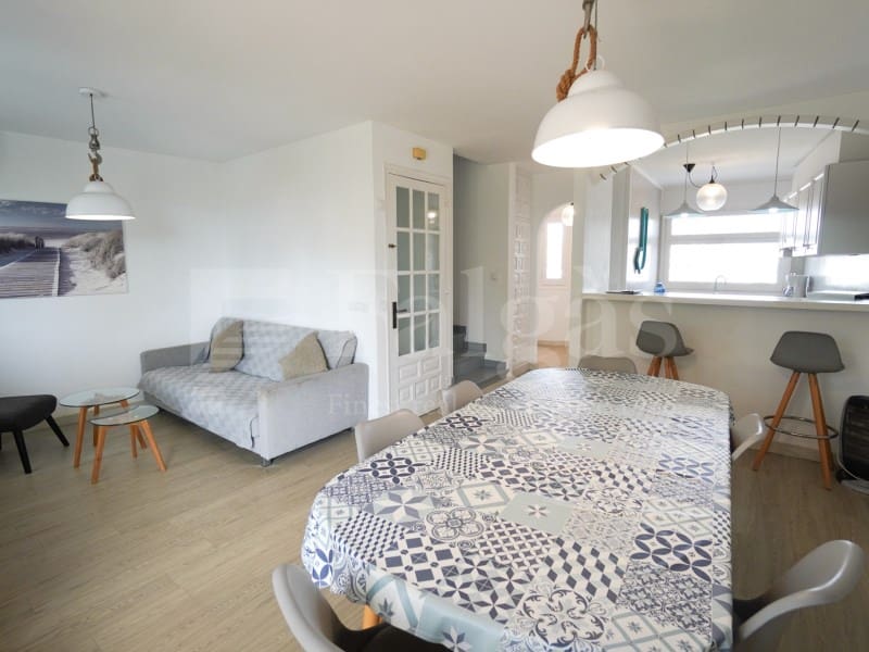 2 soveværelse Byhus til salg i Empuriabrava med garage - € 755.000 (Ref: 9979557)