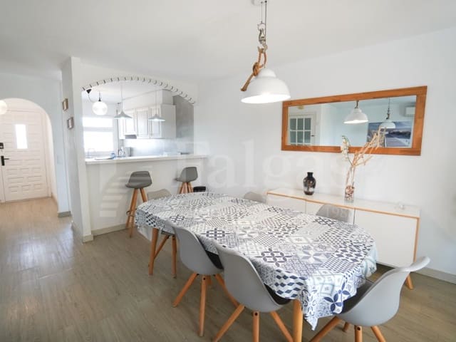 2 soverom Hus til salgs i Empuriabrava, Castelló d'Empúries med garasje - € 755 000 (Ref: 9979557)