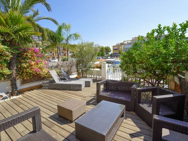 Apartamento de 2 habitaciones en Empuriabrava, Castelló d'Empúries en venta - 295.000 € (Ref: 9986534)