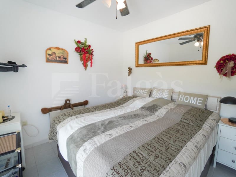 Piso de 2 habitaciones en Roses en venta con garaje - 280.000 € (Ref: 9994217)