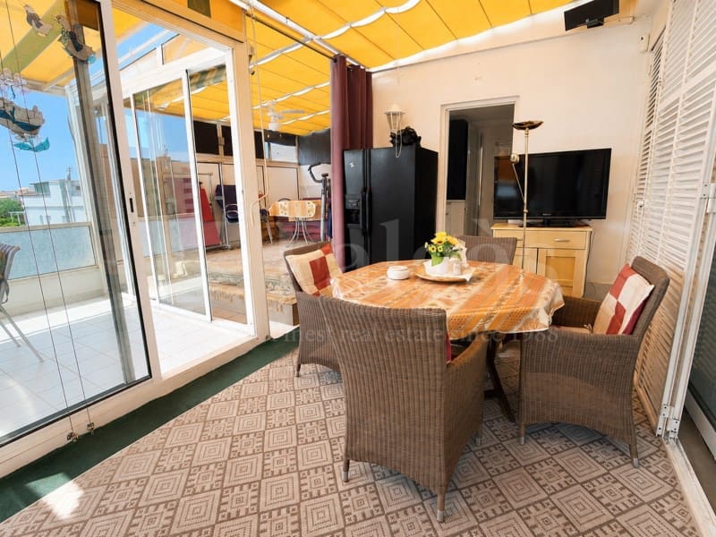 Piso de 2 habitaciones en Roses en venta con garaje - 280.000 € (Ref: 9994217)
