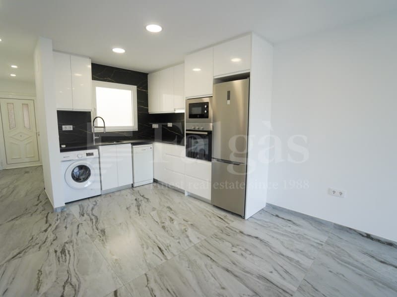 2 makuuhuone Asunto myytävänä paikassa Empuriabrava - 249 000 € (Ref: 9999559)