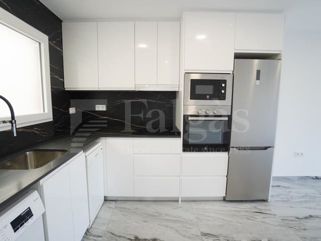 2 makuuhuone Asunto myytävänä paikassa Empuriabrava, Castelló d'Empúries - 249 000 € (Ref: 9999559)
