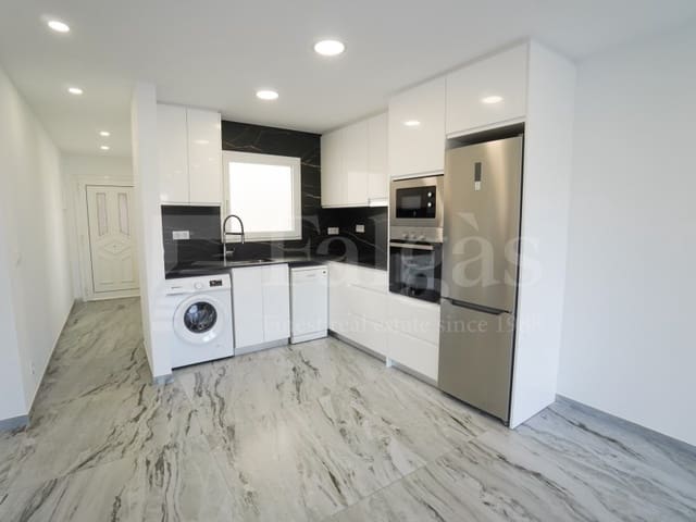2 makuuhuone Asunto myytävänä paikassa Empuriabrava, Castelló d'Empúries - 249 000 € (Ref: 9999559)