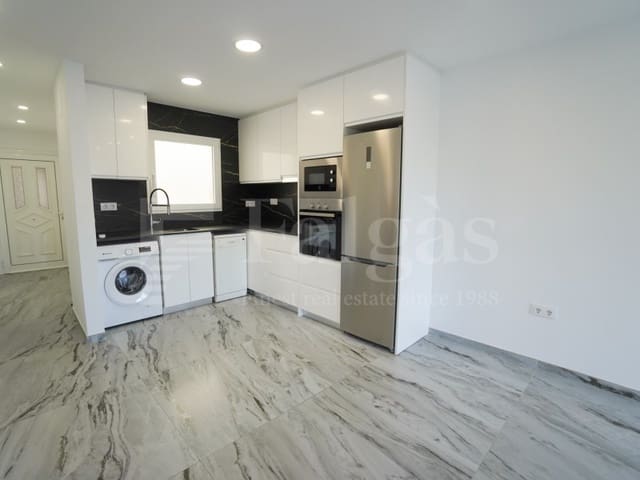 2 makuuhuone Asunto myytävänä paikassa Empuriabrava, Castelló d'Empúries - 249 000 € (Ref: 9999559)