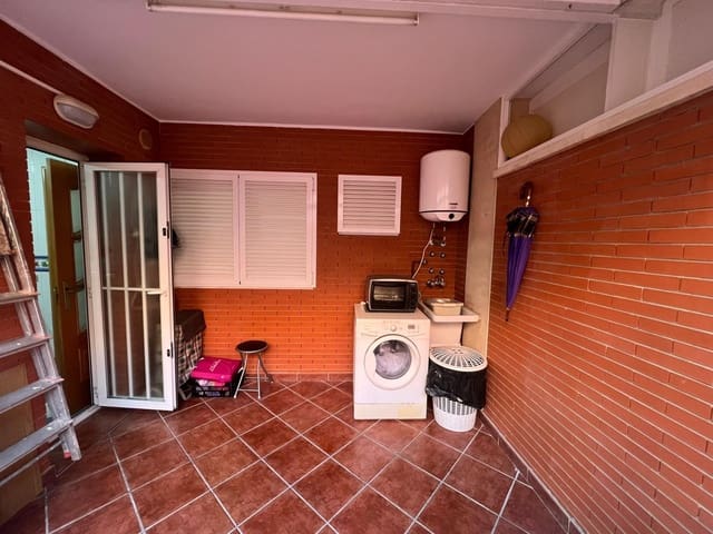 5 quarto Casa em Banda para venda em Almeria cidade com garagem - 490 000 € (Ref: 9227457)
