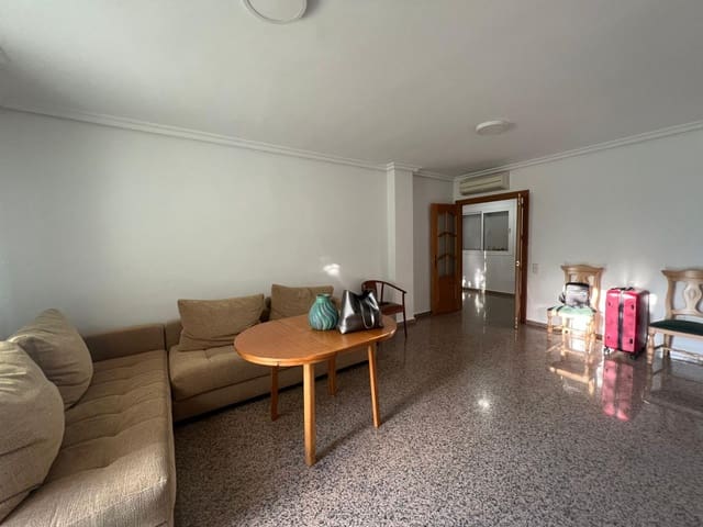5 quarto Casa em Banda para venda em Almeria cidade com garagem - 490 000 € (Ref: 9227457)