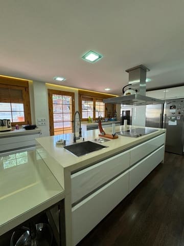 4 sypialnia Willa na sprzedaż w Aguadulce (Almeria), Roquetas de Mar z basenem garażem - 825 000 € (Ref: 9227458)