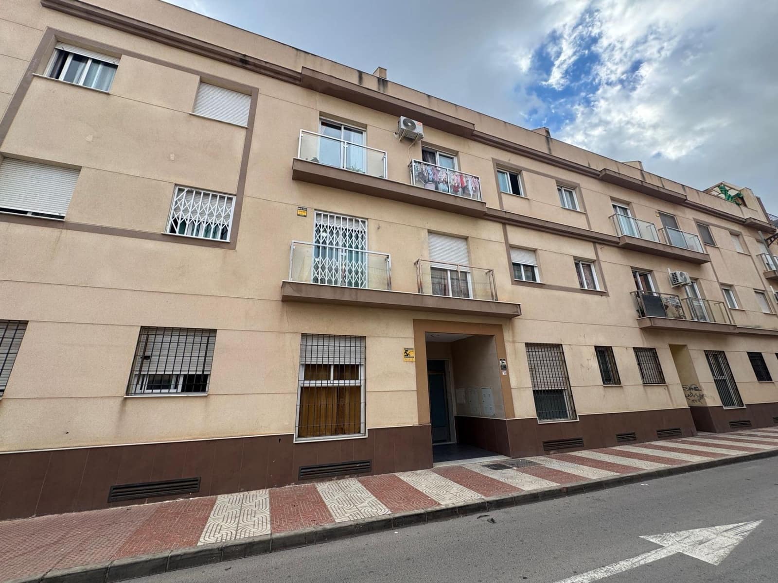 2 soveværelse Lejlighed til salg i Roquetas de Mar - € 89.000 (Ref: 9227468)