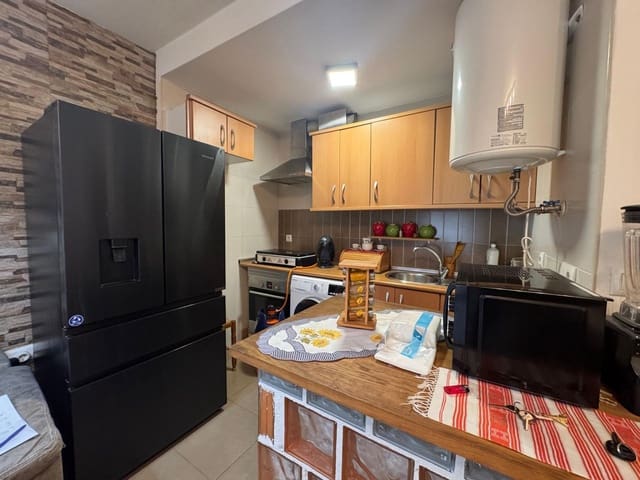 2 slaapkamer Flat te koop in Roquetas de Mar - € 89.000 (Ref: 9227468)