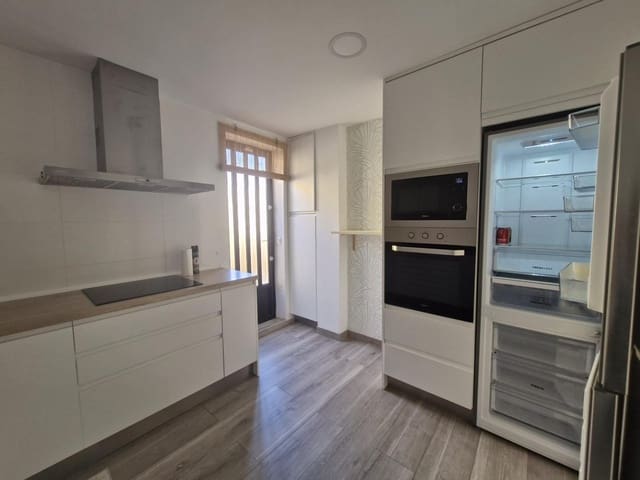 2 chambre Appartement à vendre à Aguadulce (Almeria), Roquetas de Mar avec piscine garage - 185 000 € (Ref: 9227476)