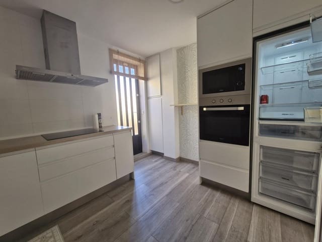 2 chambre Appartement à vendre à Aguadulce (Almeria), Roquetas de Mar avec piscine garage - 185 000 € (Ref: 9227476)