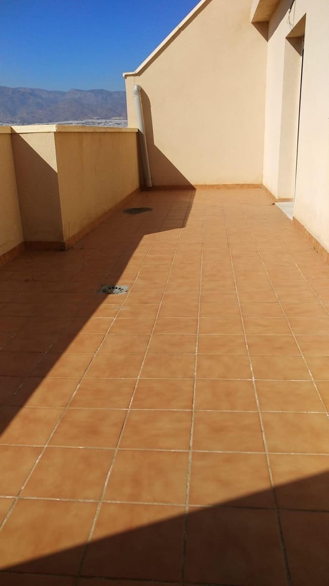 2 soverom Penthouse til salgs i Roquetas de Mar med garasje - € 104 000 (Ref: 9227478)