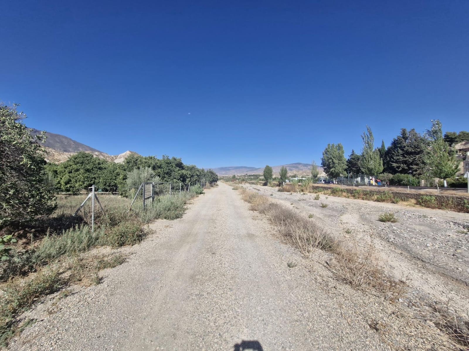 Grunde uden byggetilladelser til salg i Terque - € 28.000 (Ref: 9233041)