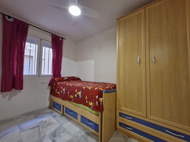 3 camera da letto Appartamento da affittare in Roquetas de Mar con piscina garage - 800 € (Rif: 9362435)