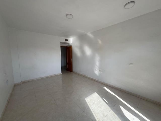 2 chambre Appartement à vendre à Roquetas de Mar avec garage - 142 000 € (Ref: 9396108)