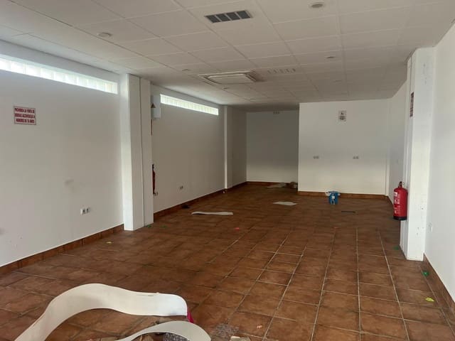 Commercial for sale in Aguadulce (Almeria), Roquetas de Mar - € 67,000 (Ref: 9403494)