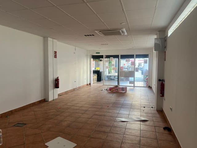 Commercial for sale in Aguadulce (Almeria), Roquetas de Mar - € 67,000 (Ref: 9403494)