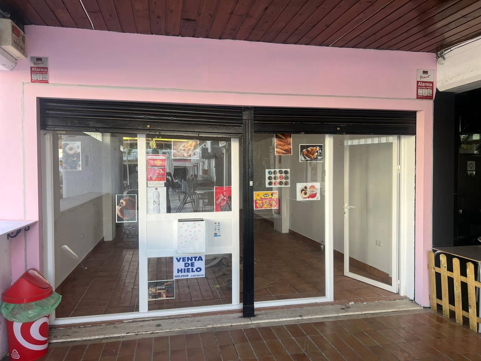 Commercial for sale in Aguadulce (Almeria) - € 67,000 (Ref: 9403494)