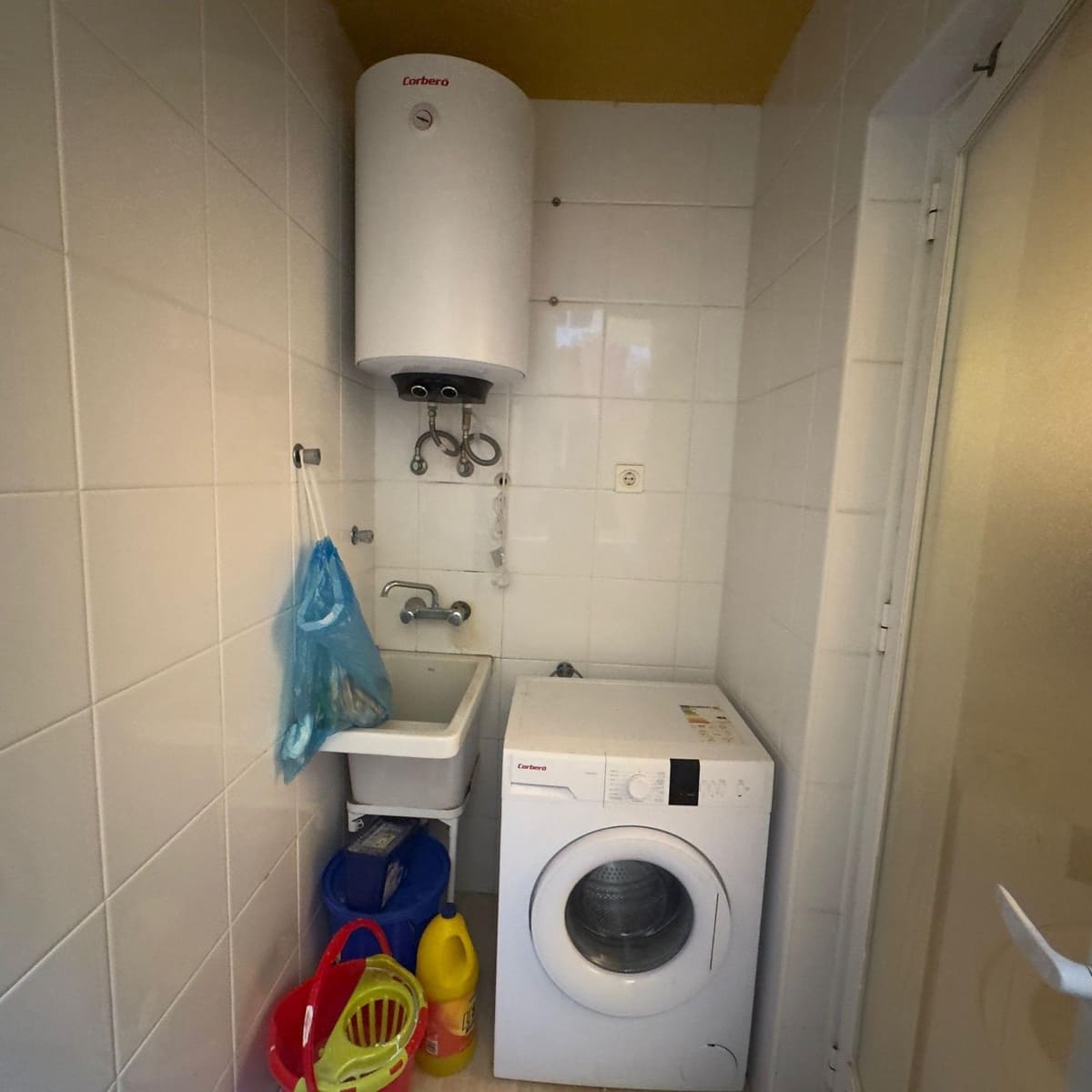 2 slaapkamer Flat te koop in Roquetas de Mar met zwembad garage - € 175.000 (Ref: 9414215)