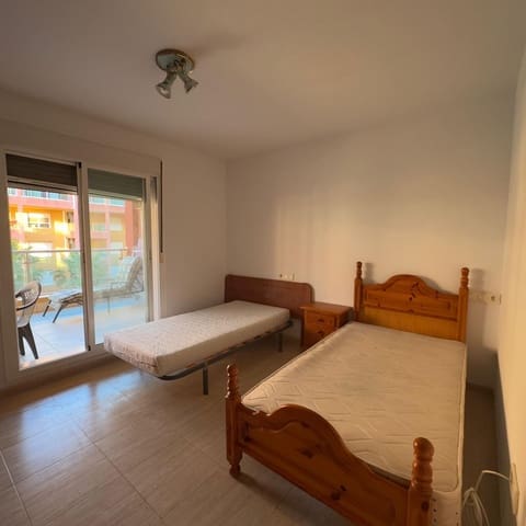 2 slaapkamer Flat te koop in Roquetas de Mar met zwembad garage - € 175.000 (Ref: 9414215)