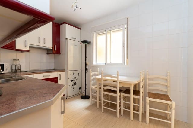 2 soverom Leilighet til salgs i Roquetas de Mar med svømmebasseng garasje - € 175 000 (Ref: 9414215)