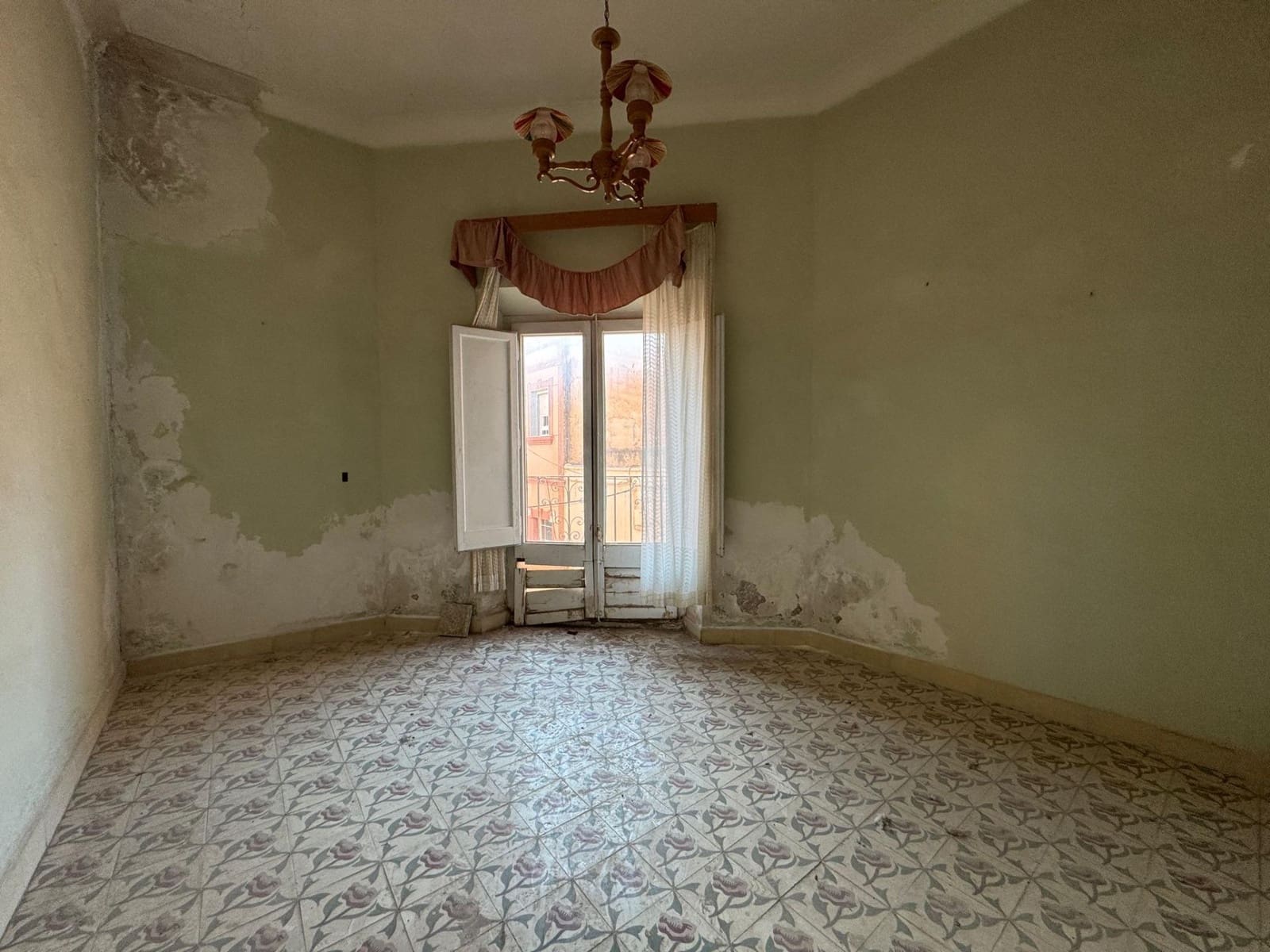 6 soveværelse Byhus til salg i Alhama de Almeria - € 150.000 (Ref: 9427324)