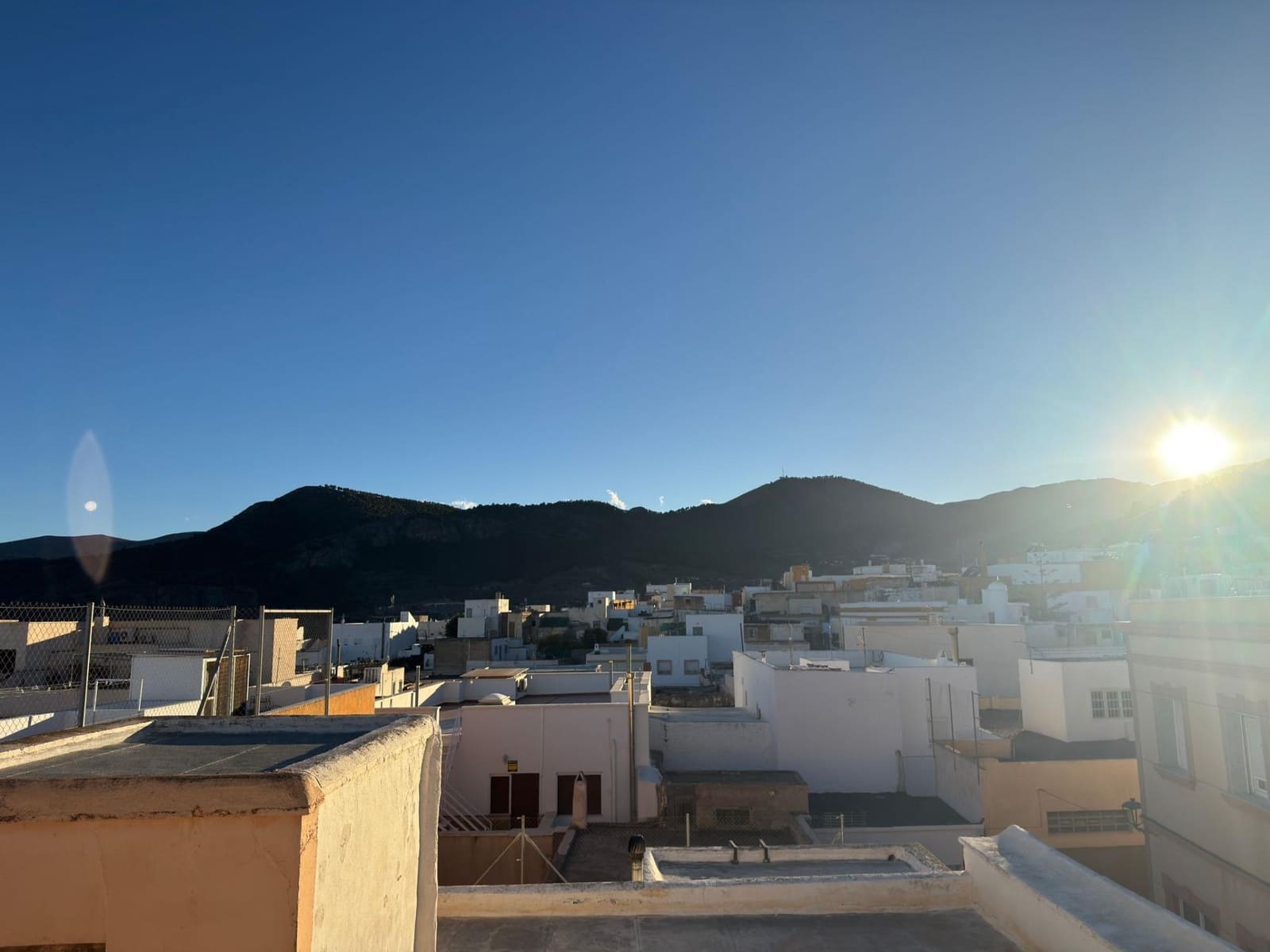 6 soveværelse Byhus til salg i Alhama de Almeria - € 150.000 (Ref: 9427324)