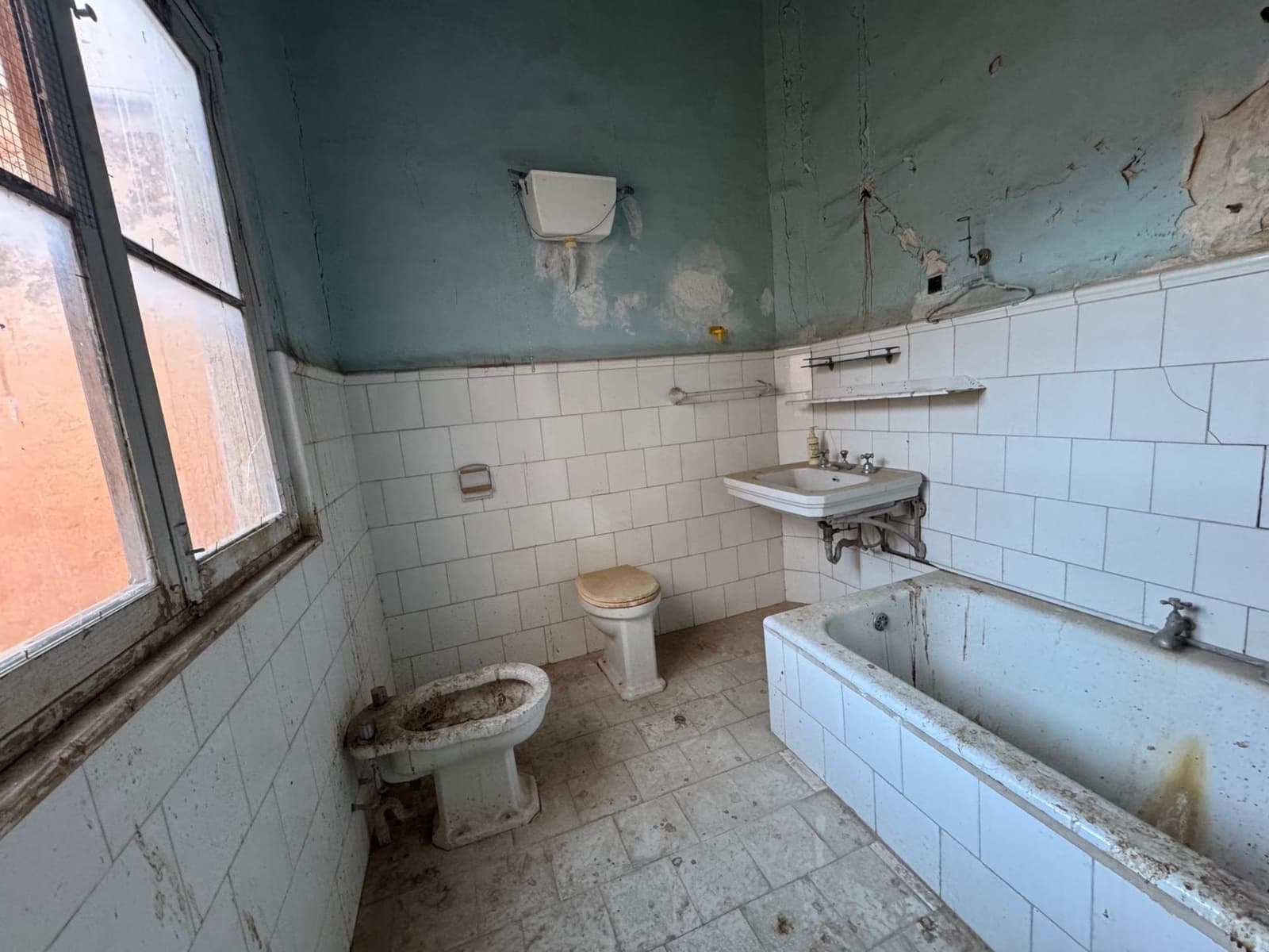 6 soveværelse Byhus til salg i Alhama de Almeria - € 150.000 (Ref: 9427324)