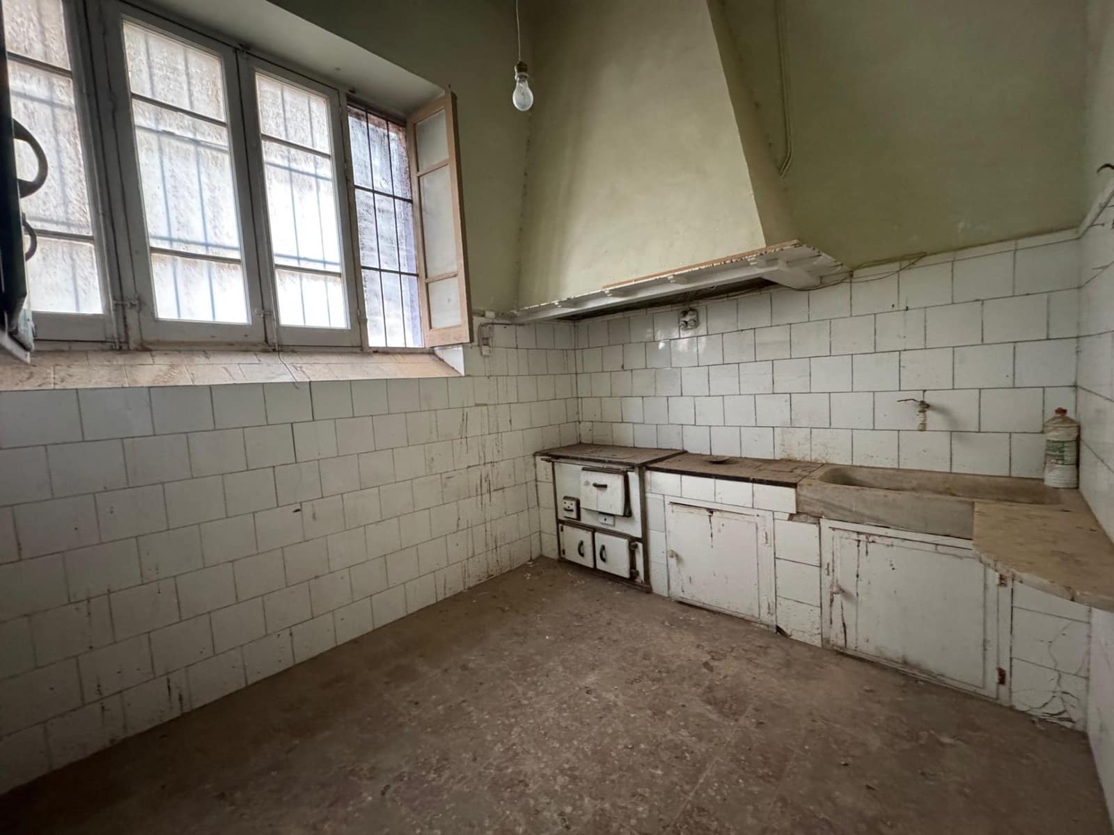 6 soveværelse Byhus til salg i Alhama de Almeria - € 150.000 (Ref: 9427324)