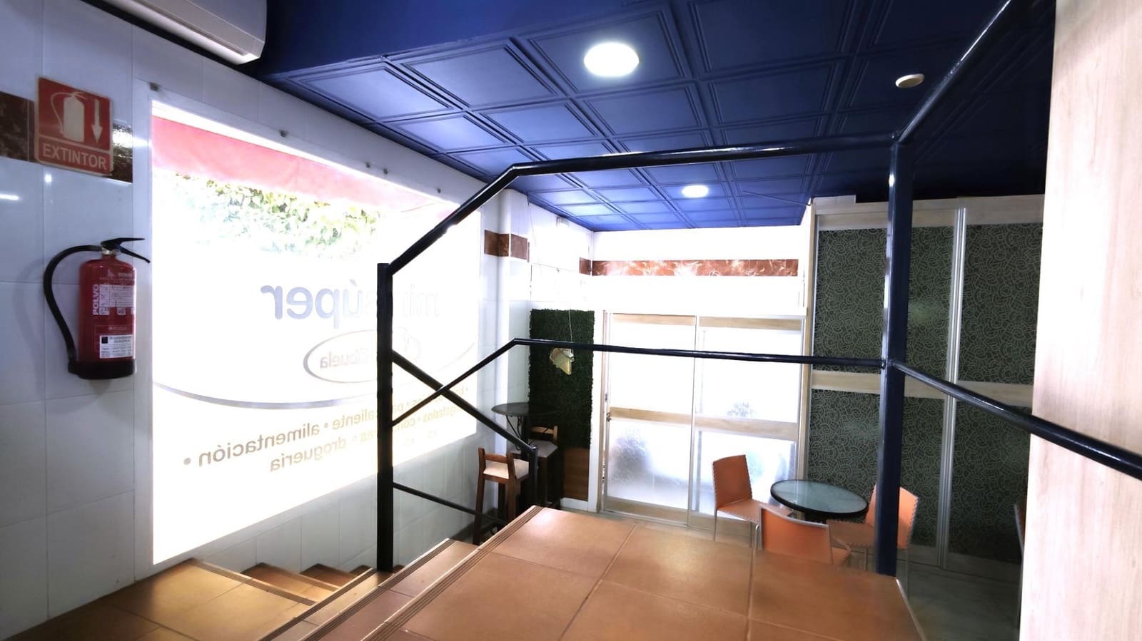 Commercial for sale in Cabra - € 110,000 (Ref: 9437533)