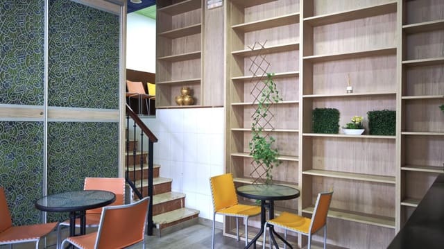 Kommersiell til salgs i Cabra - € 110 000 (Ref: 9437533)