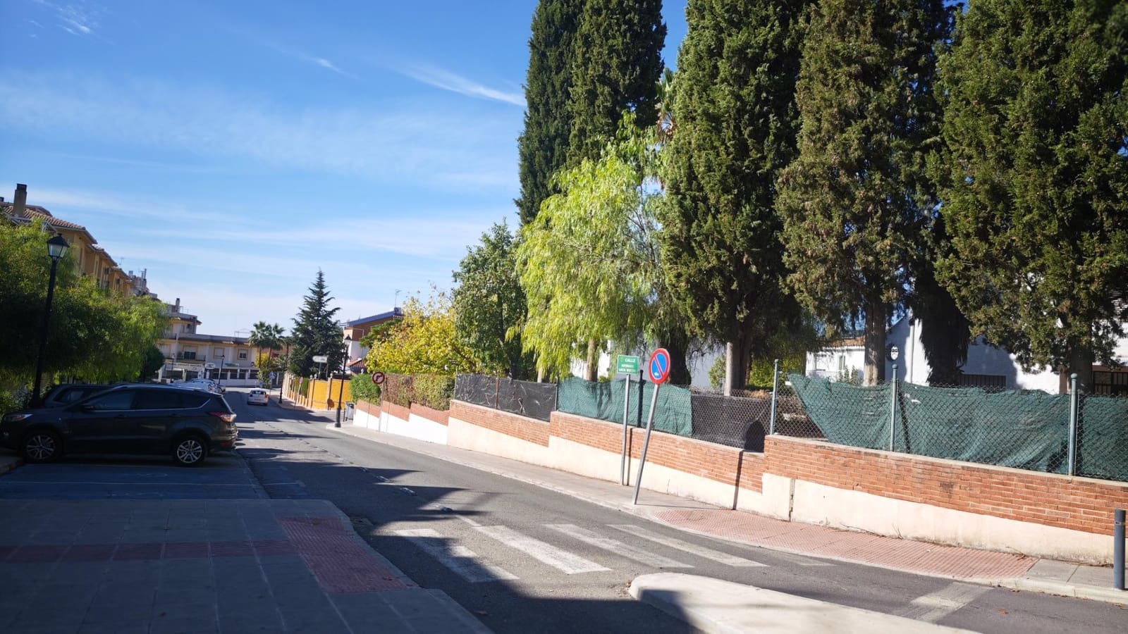 Commercial for sale in Cabra - € 110,000 (Ref: 9437533)