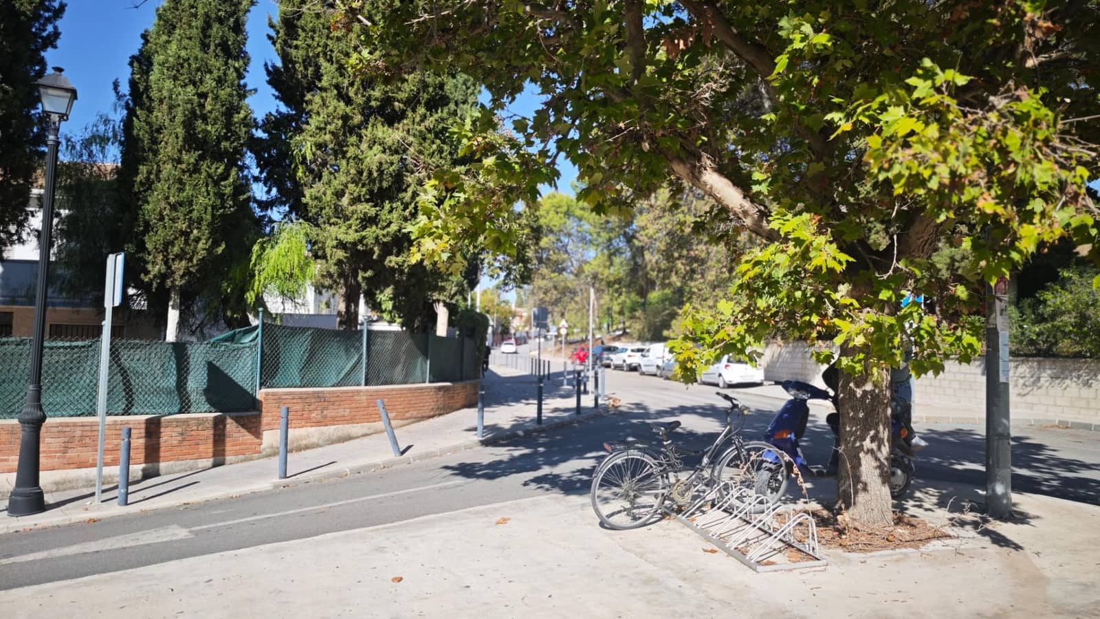 Commercial for sale in Cabra - € 110,000 (Ref: 9437533)