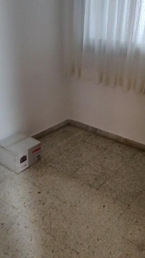 Piso de 3 habitaciones en Almería ciudad en venta - 156.000 € (Ref: 9446458)