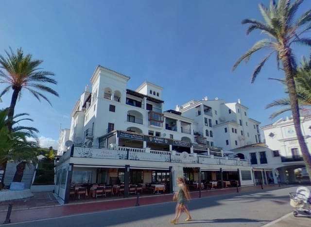 1 chambre Appartement à vendre à Puerto de la Duquesa, Manilva - 179 900 € (Ref: 9215756)