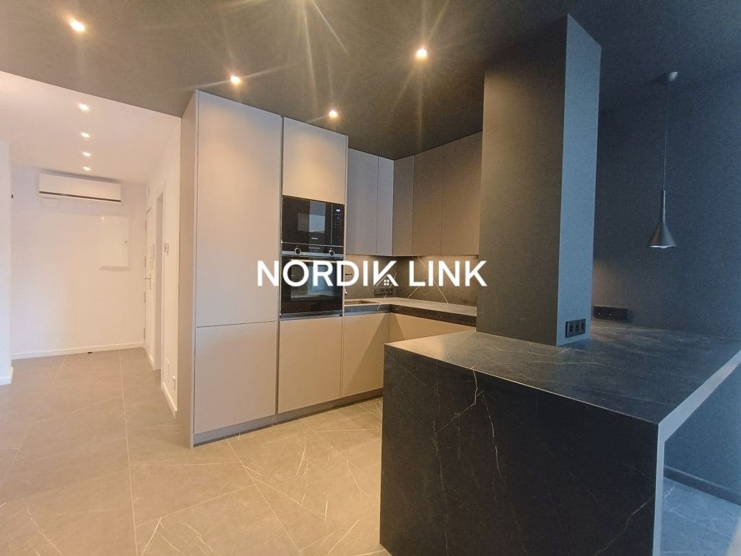 Piso de 3 habitaciones en Barcelona ciudad en venta - 1.100.000 € (Ref: 9562525)