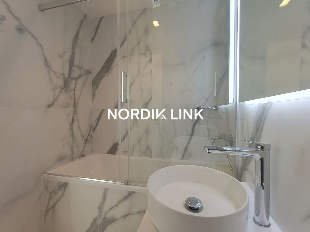 Piso de 3 habitaciones en Barcelona ciudad en venta - 1.100.000 € (Ref: 9562525)