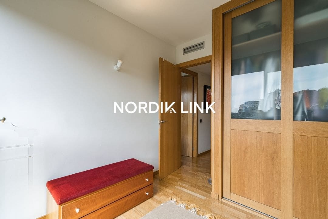 5 soveværelse Semi-Rækkehus til salg i Barcelona by - € 1.090.000 (Ref: 9562526)