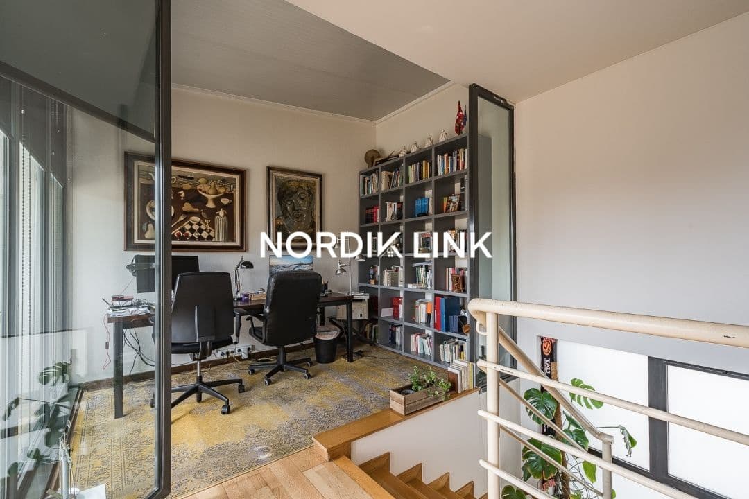 5 soveværelse Semi-Rækkehus til salg i Barcelona by - € 1.090.000 (Ref: 9562526)