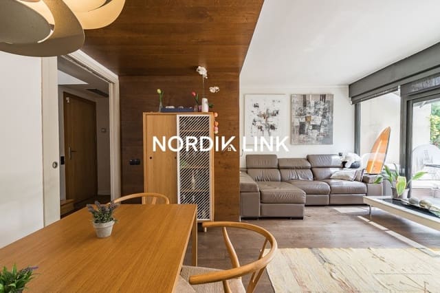 5 soveværelse Semi-Rækkehus til salg i Vallcarca i Els Penitents, Barcelona by - € 1.090.000 (Ref: 9562526)