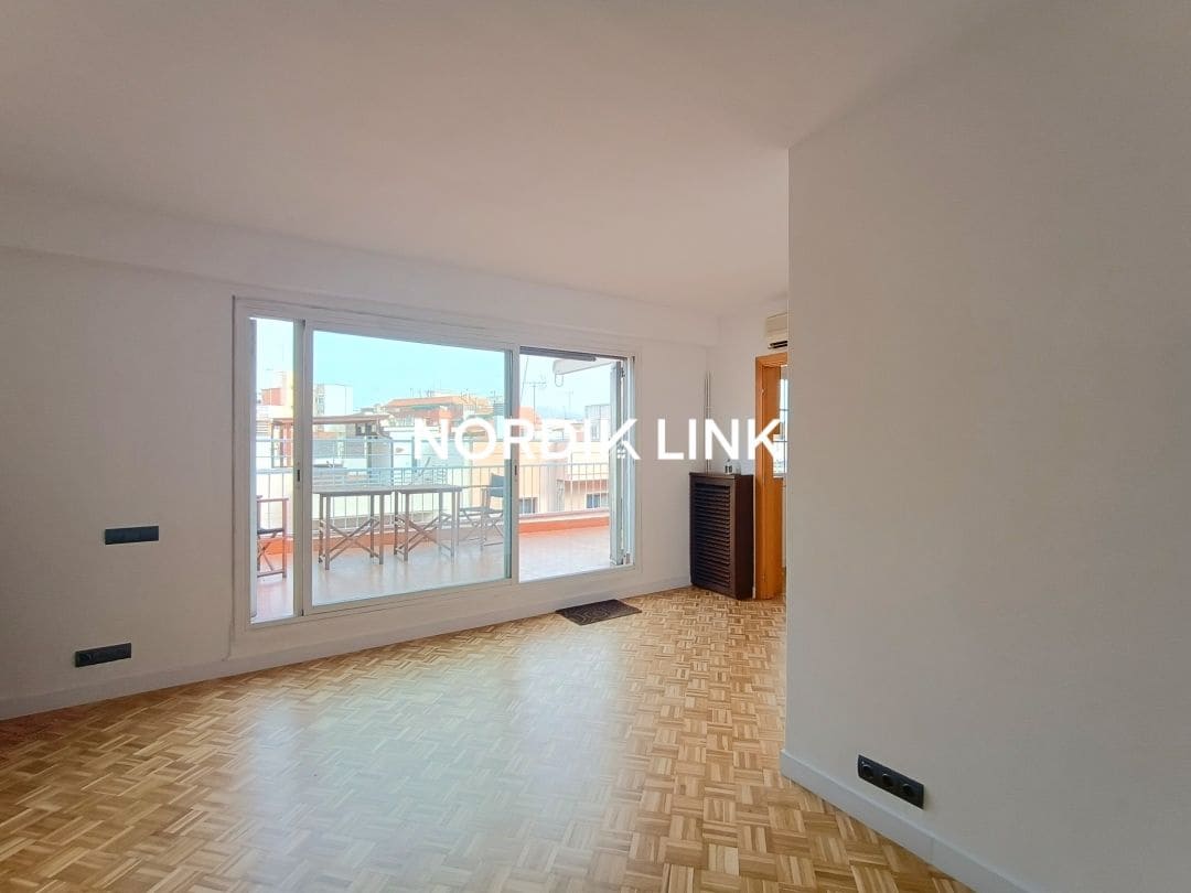 3 quarto Penthouse para venda em Barcelona cidade - 585 000 € (Ref: 9562528)