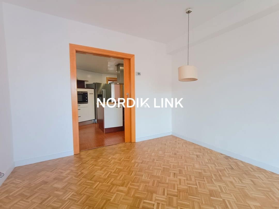 3 quarto Penthouse para venda em Barcelona cidade - 585 000 € (Ref: 9562528)