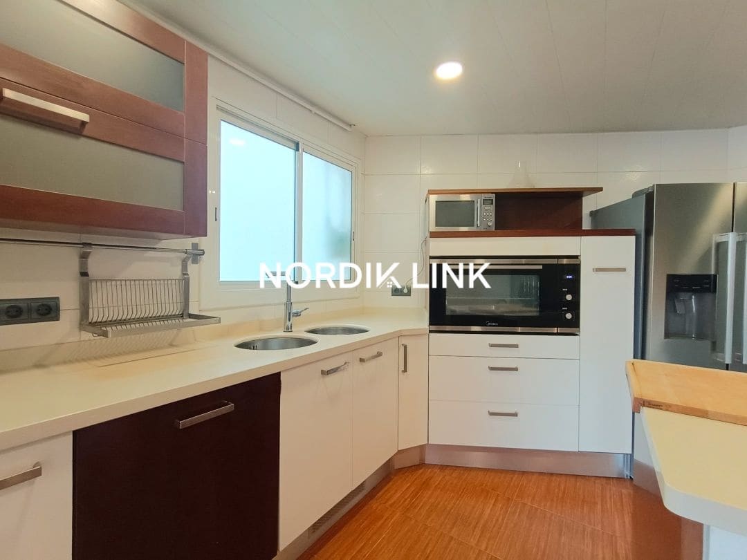 3 quarto Penthouse para venda em Barcelona cidade - 585 000 € (Ref: 9562528)